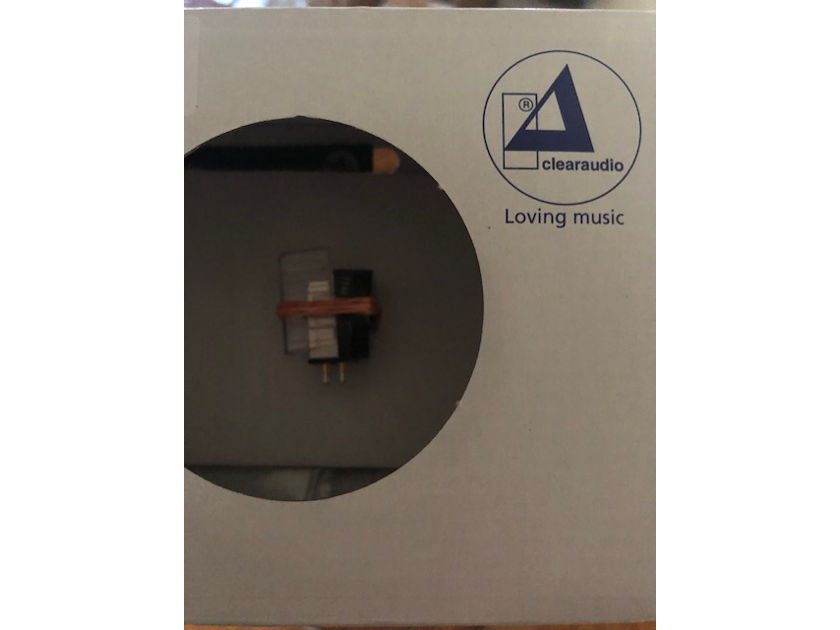 Clearaudio Virtuoso Wood Brand New Cartridge Sealed never used Ships priority mail