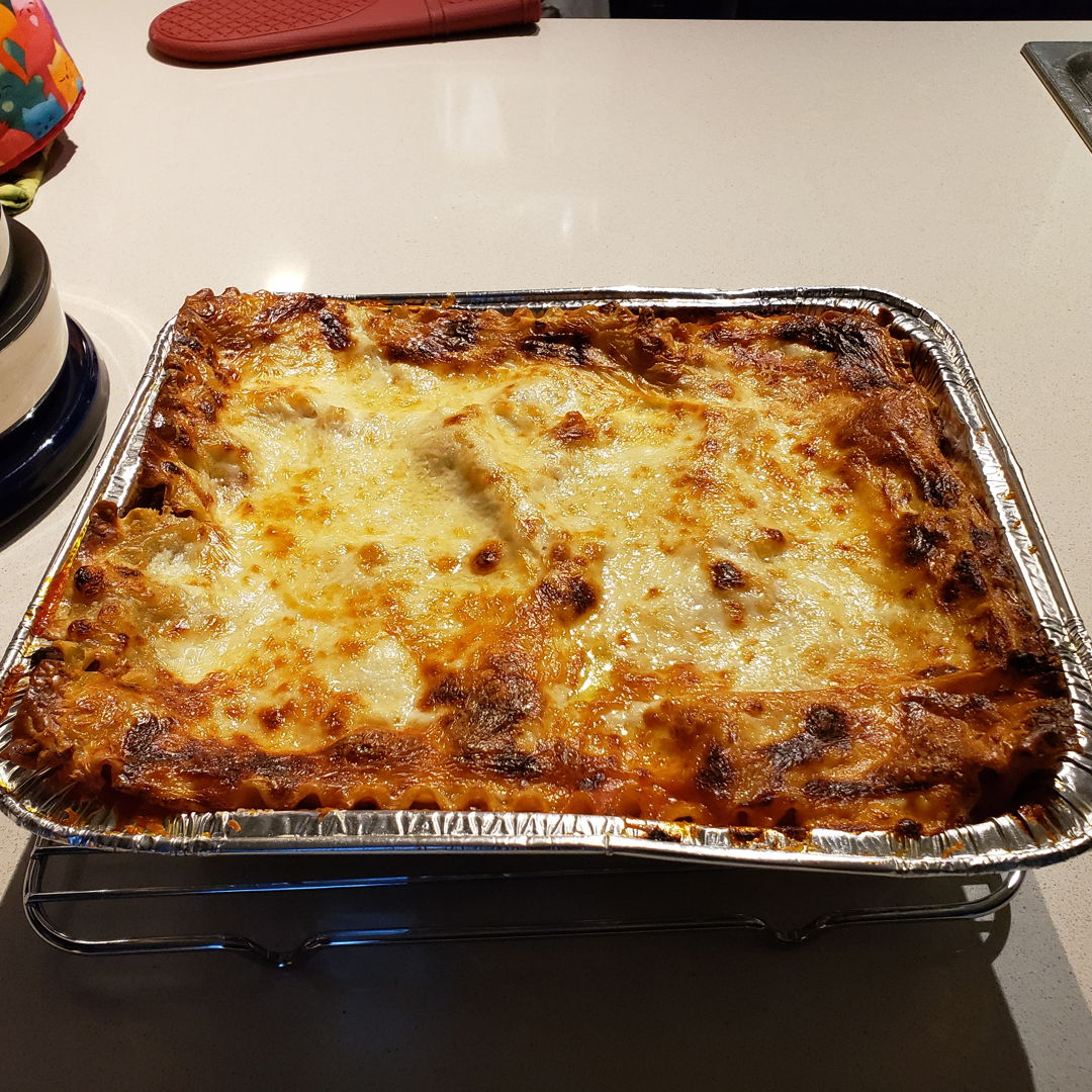 Cheesy , meaty lasagna