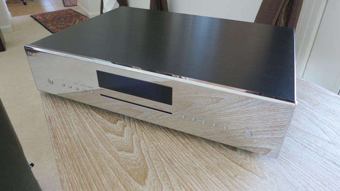 AVM AUDIO GERMANY CD 3.2 CD PLAYER "PRODUCT OF THE YEAR...