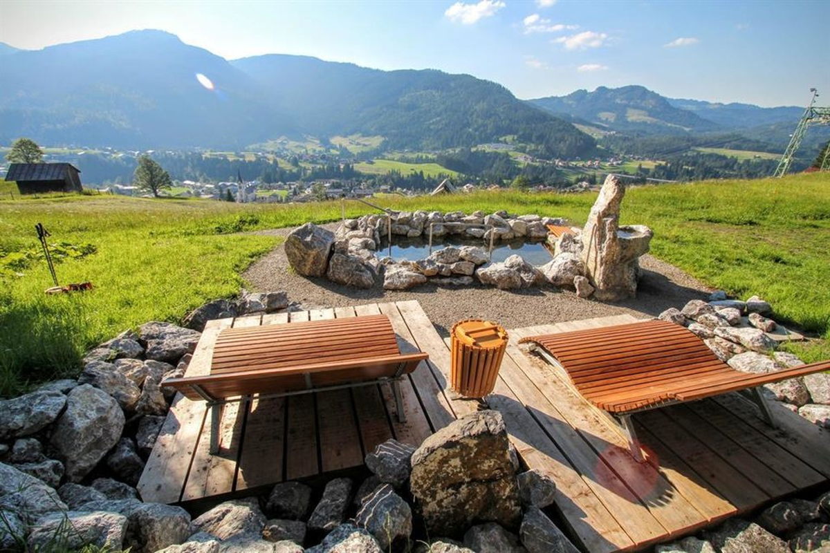 Für 4 Übernachtungen mit Halbpension im Kleinwalsertal