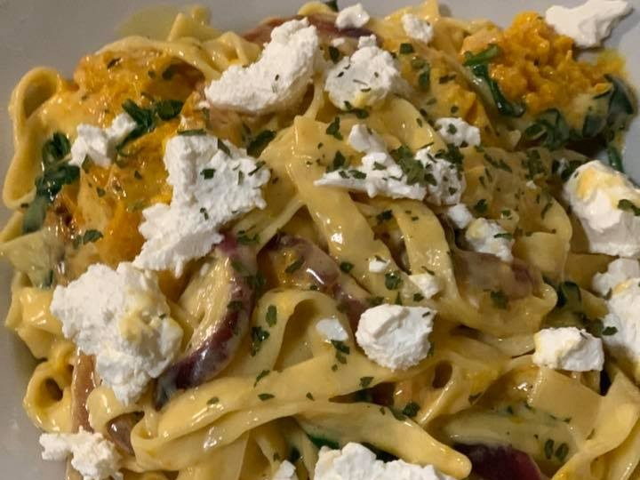 Damatos Family Restaurant Tullimbar $10 Voucher - Image 3