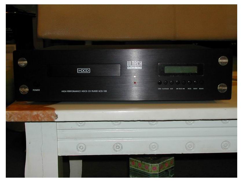 Ultech  UCD-100 HDCD Player Made in USA