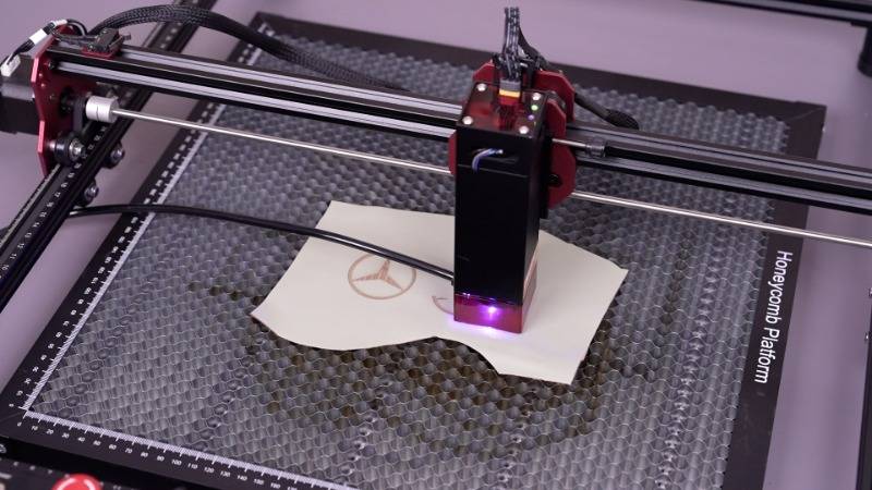 Laser Cutting Leather 01
