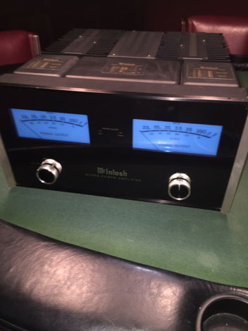 McIntosh  MC-352 350 Watt x2 Stereo Amplifier
