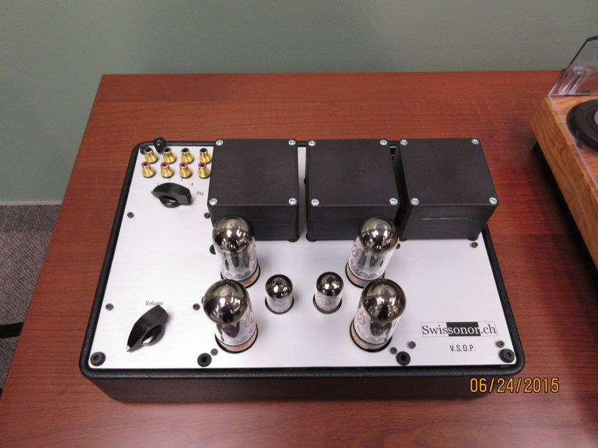 Swissonor V.S.O.P.  INTEGRATED AMPLIFIER
