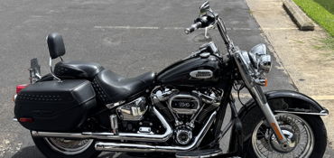 2022 HARLEY-DAVIDSON HERITAGE CLASSIC 114 motorcycle for rent near Lihue, HI