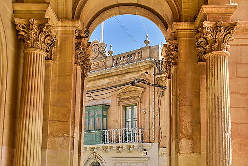  Birkirkara
- Whether you want to buy an apartment, an exclusive house or a holiday property – Siggiewi will convince you with its various location advantages and with its enchanting natural landscape.