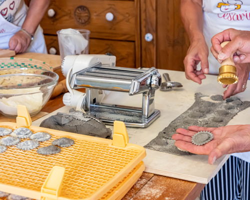 Cooking classes Arzachena: Cooking class in Sardinia with gnocchi from Gallura