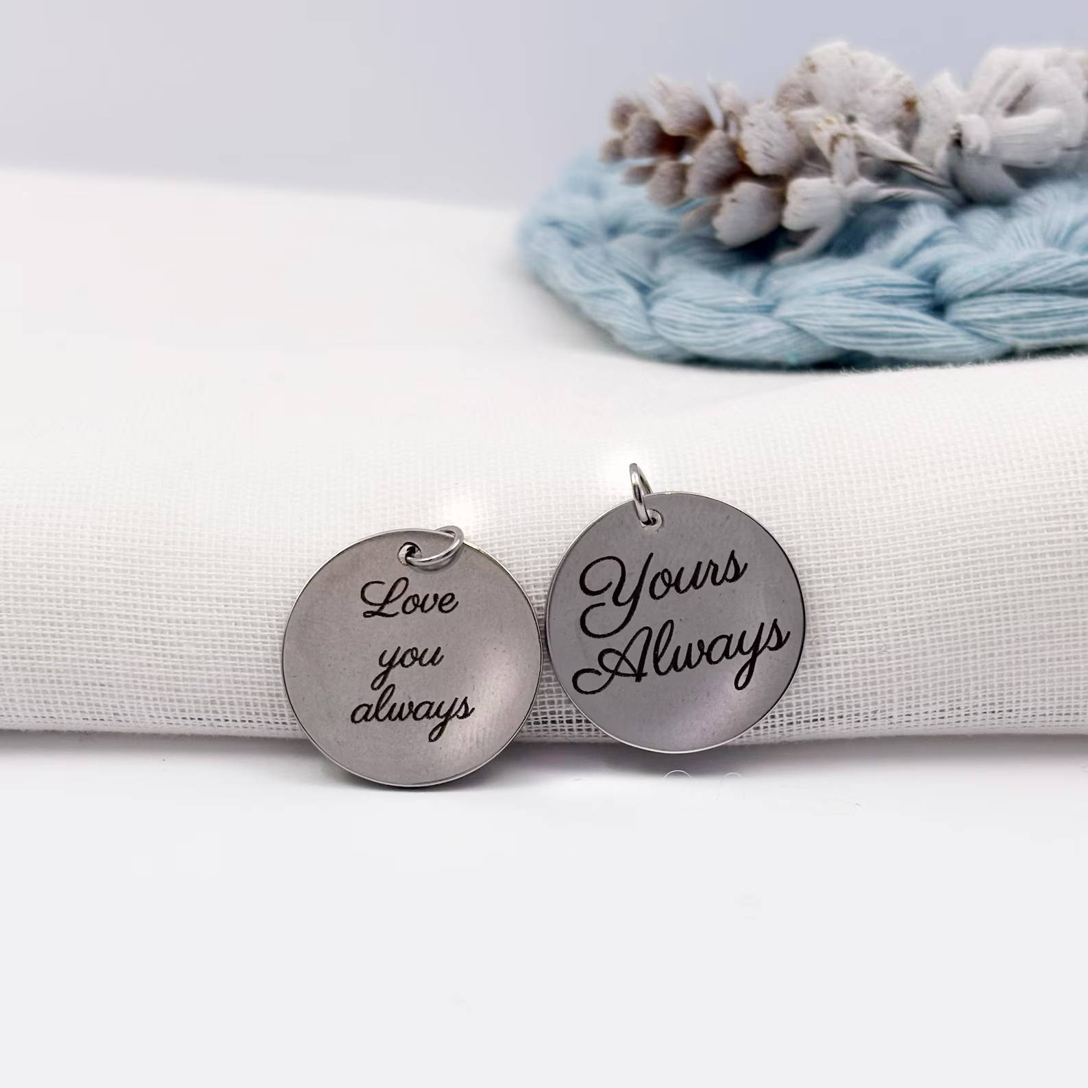 Etiquetas y placas de metal para Año Nuevo 010