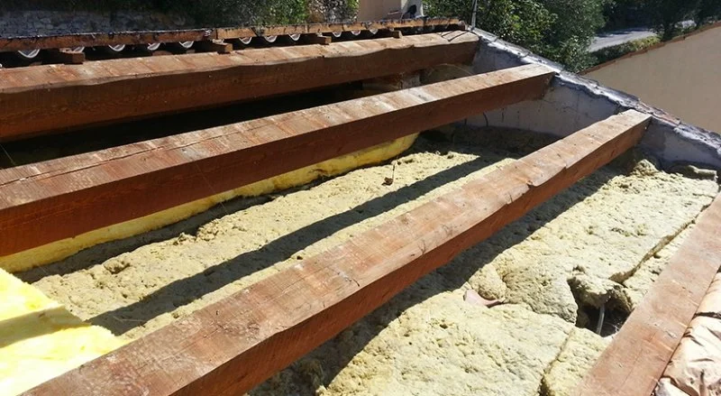 Pose de plaques sous tuiles (PST) sur charpente existante à La Tour-sur-Tinée — photo 9 sur 10 — CEG TOITURE
