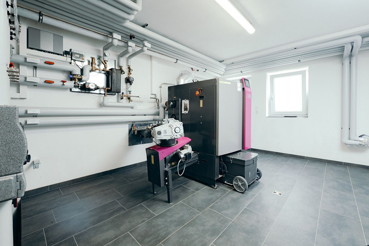 Foto Kundenreferenz Austragshaus Hackschnitzelheizung