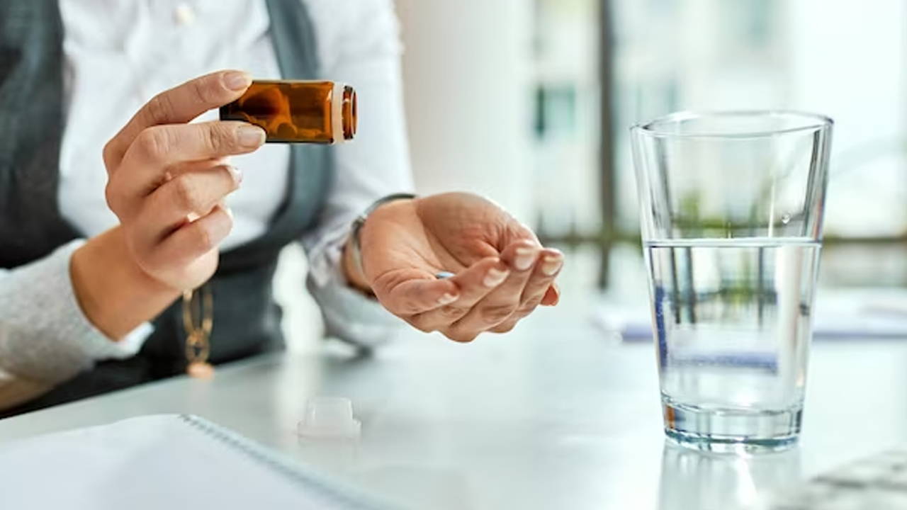 How to Improve B12 Absorption Naturally: A Comprehensive Guide