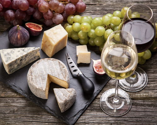 Corsi di cucina Potenza: Assaggi di formaggi e abbinamento vini