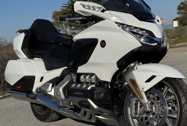 2018 HONDA GOLD WING TOUR AUTOMATIC DCT motorcycle for rent near South San Francisco, CA