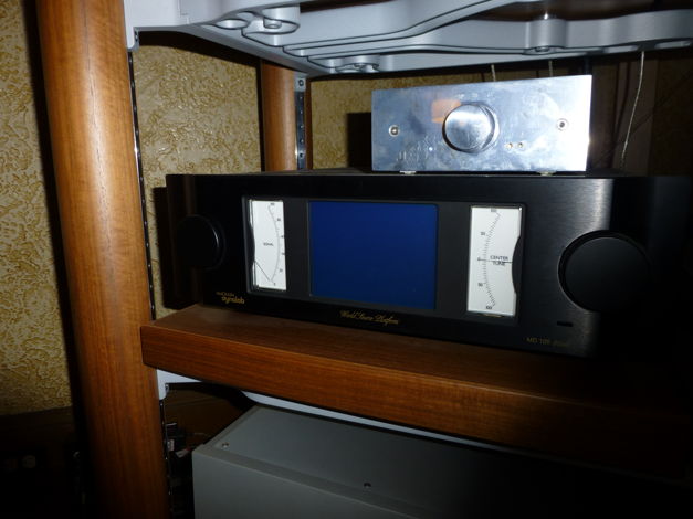 Magnum Dynalab MD-109, Top of The Line FM tuner, 1/3 of...