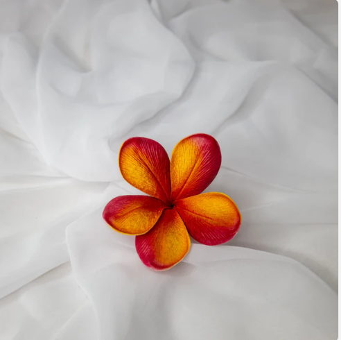 Tropical Frangipani Flowerhead (6 Pack) - Realistic Artificial Flowers - Image 4