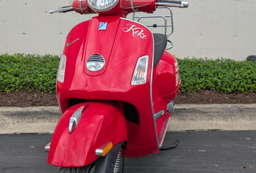 2009 VESPA GTS 250 motorcycle for rent near Chicago, IL