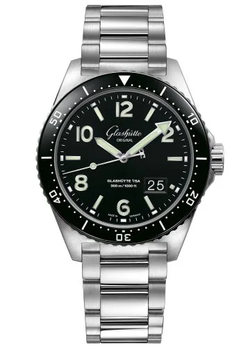 SeaQ Panorama Date Stainless Steel / Black / Bracelet
