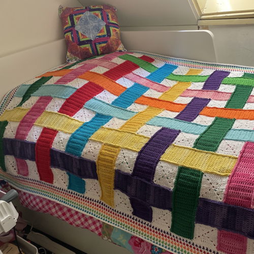 Pattern: Crocheted woven blanket