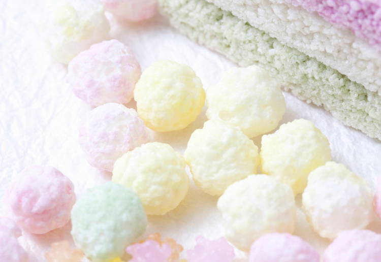 ひな あられ 色