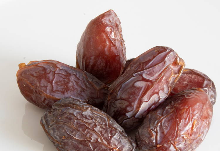 デーツ一日何粒