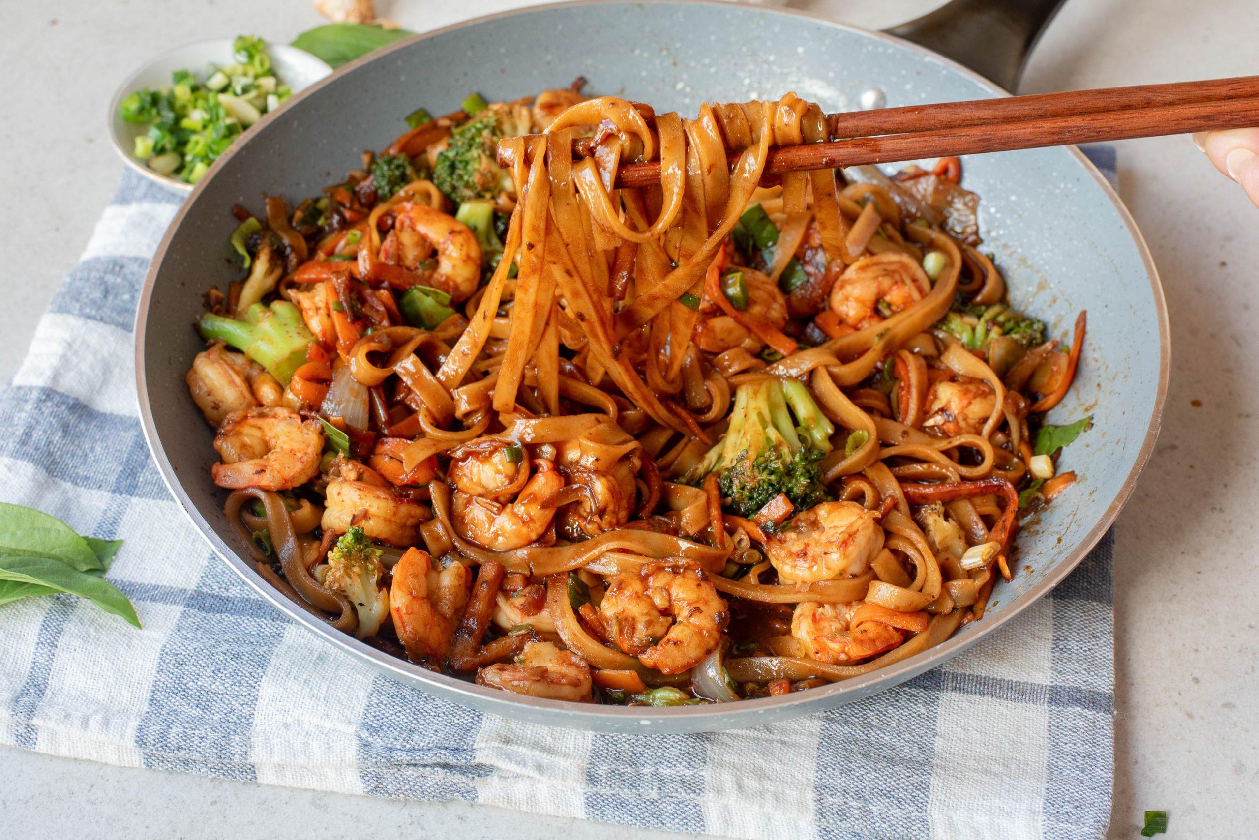 Drunken Thai Noodles  < Call Me PMc
