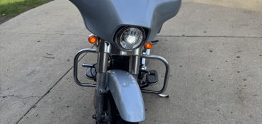 2023 HARLEY-DAVIDSON STREET GLIDE ABS motorcycle for rent near Lafayette, IN
