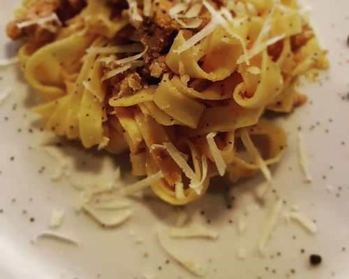 Cooking classes Leghorn: Mani in pasta: noodles, tortelli and bomboloni