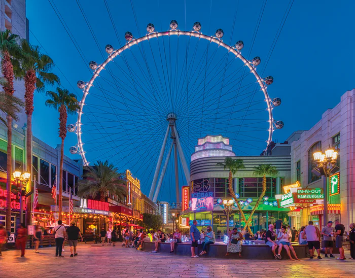 The LINQ Promenade