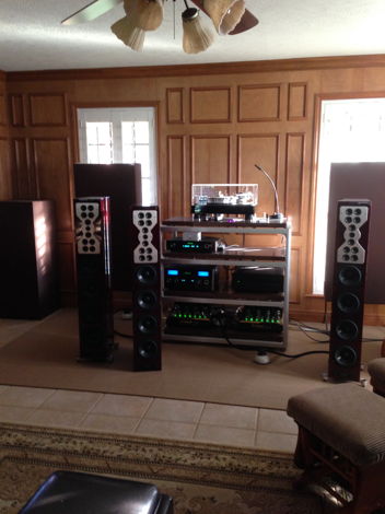 McIntosh XR-100 This add is for 3 Speakers..REDUCED PRICE