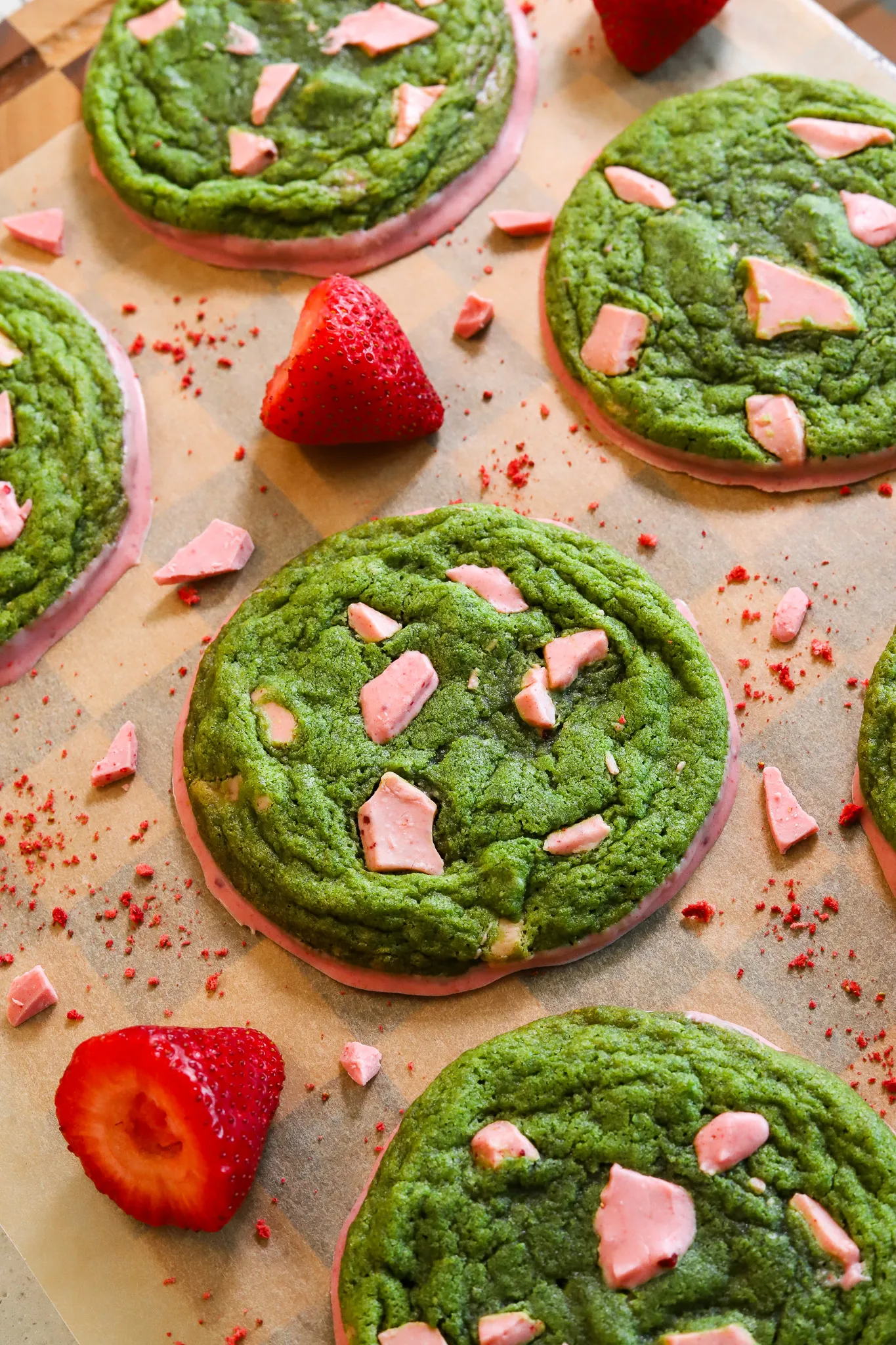 Double Strawberry Chocolate Matcha Cookies | Moribyan