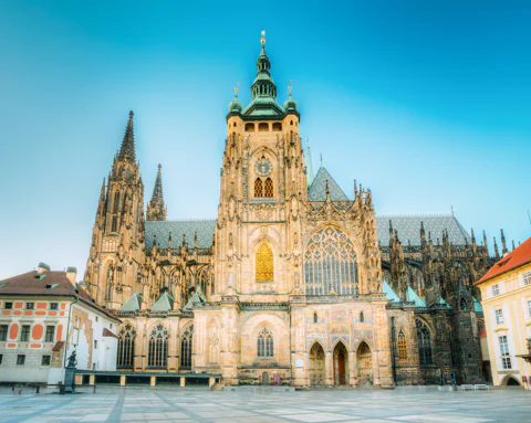 Prague: Castle Tour with Local Guide and Entry Ticket