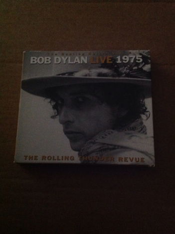Bob Dylan - Live 1975 The Rolling Thunder Review Columb...