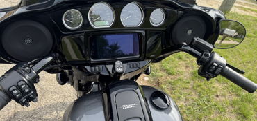 2021 HARLEY-DAVIDSON STREET GLIDE SPECIAL motorcycle for rent near Garden City, MI