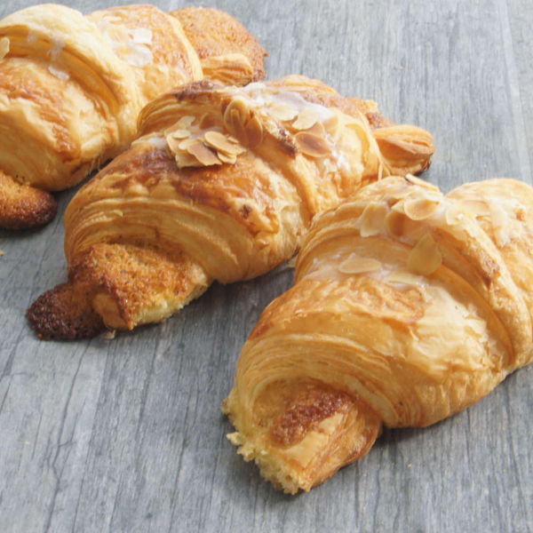 Croissant aux amandes