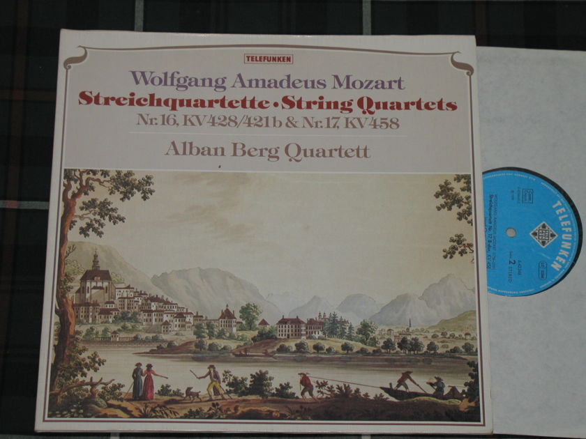 Alban Berg Quartett  Mozart String Quartets  - Nr. 16 & Nr.17 KV458 Telefunken 6.42348 AW  GERMAN pressing "Gatefold Cover"