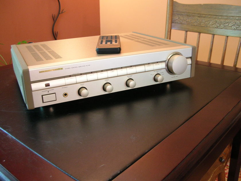 Marantz SC 80 stereo control amplifier
