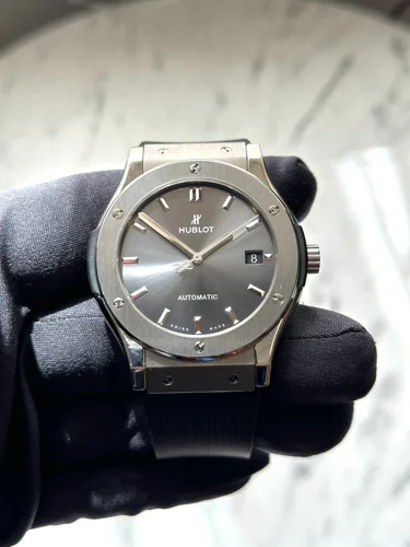 Hublot Classic Fusion Racing Grey 511.NX.7071.LR