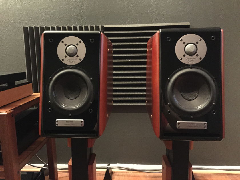 Usher Audio BE-718 DMD w/ stands and rare factory-authorized upgraded GR crossovers