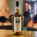 Bouteille Single Malt Scotch Whisky Kilkerran 15 ans Single Cask de la distillerie Glengyle sur la péninsule de Kintyre dans la région de Campbeltown en Ecosse