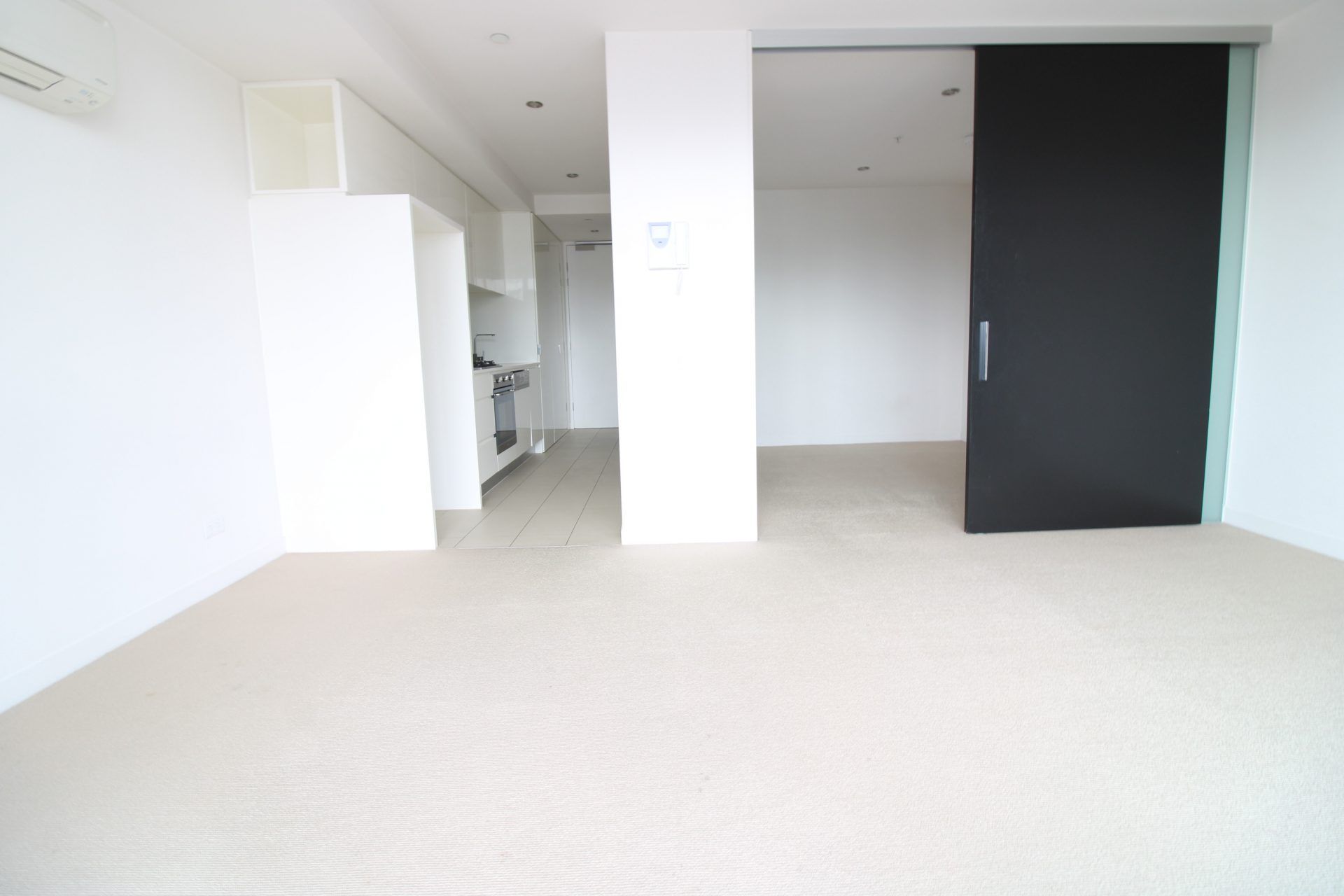 FOR LEASE- Chic Low Maintenance Living with a City View- Prahran - Image 3