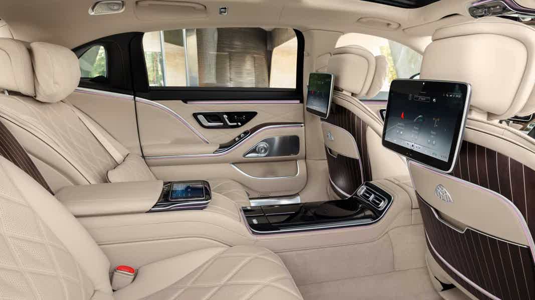VIP transfer in Budapest. Luxury Transfers & Transportation - photo 1