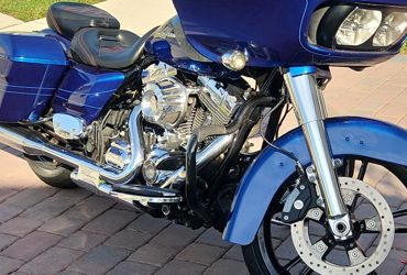 2015 HARLEY-DAVIDSON FLTRX ROAD GLIDE (COLOR OPTION) motorcycle for rent near Clermont, FL