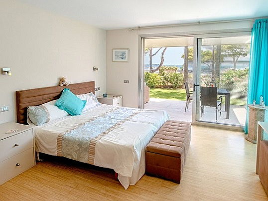  Islas Baleares
- Apartamento de alta calidad y elegante a la venta en una ubicación privilegiada junto al mar, Puerto Pollensa, Mallorca