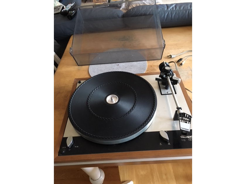 Thorens TD160 Turntable a classic