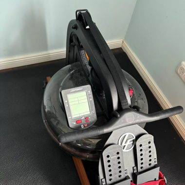 Life Fitness Rudergerät Row Hx