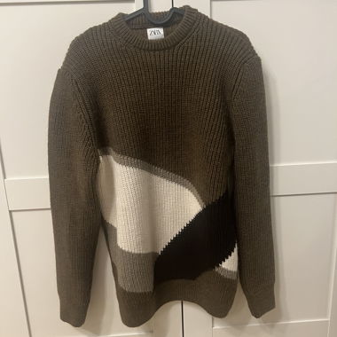 Sweater by Zara 