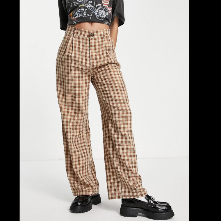 Super comfy checkered trousers