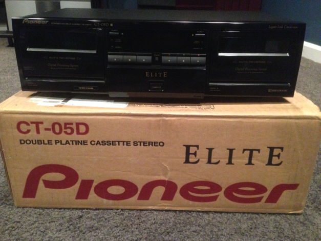 Pioneer Elite CT-05D Dual Cassette Deck