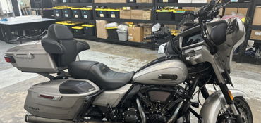 2023 HARLEY-DAVIDSON CVO STREET GLIDE motorcycle for rent near Houston, TX